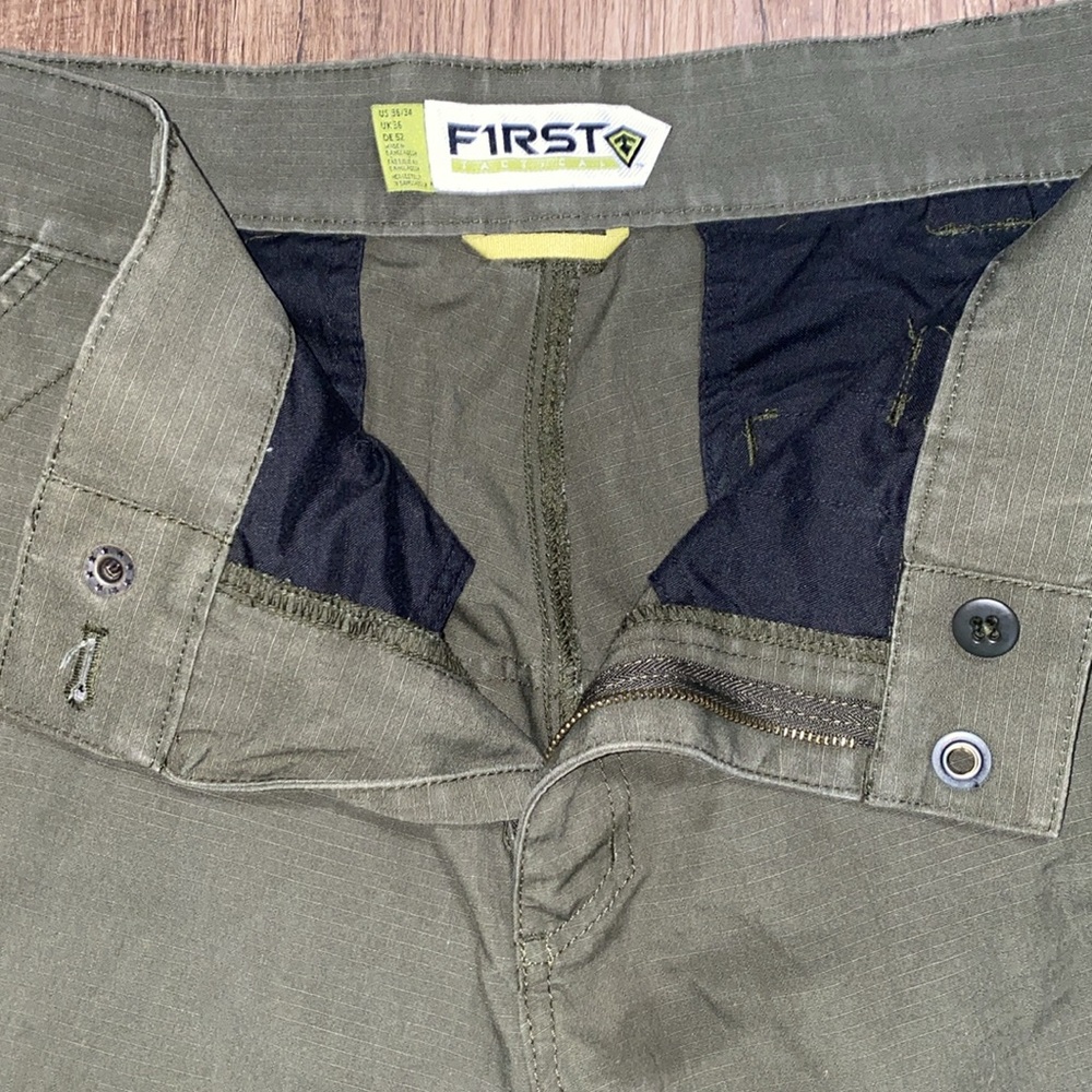 MEN'S V2 TACTICAL PANTS- Green- size 36/34. Great condition - Picture 3 of 7